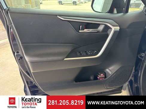 Used 2023 Toyota RAV4 XLE Premium FWD image 11