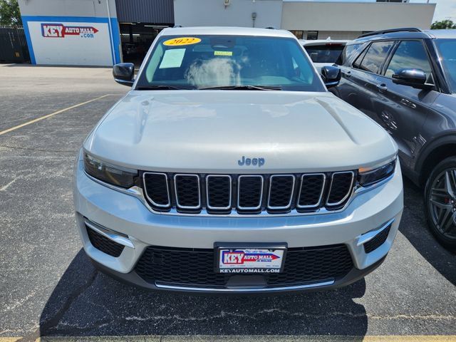 Used 2022 Jeep Grand Cherokee Limited w/ MOPAR Finishing Package AWD/4WD image 2