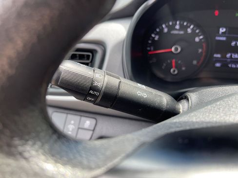 Used 2023 Kia Rio LX FWD image 15