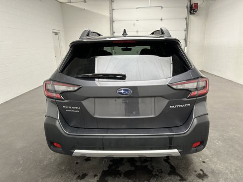 Certified 2025 Subaru Outback Limited image 8