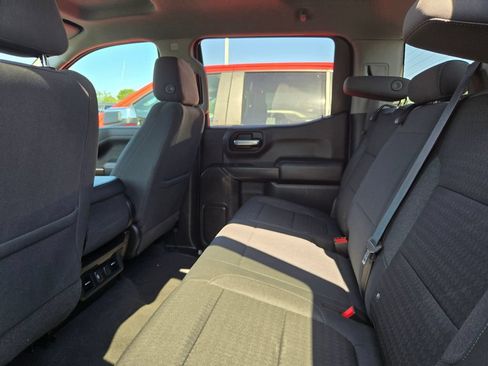 Used 2021 Chevrolet Silverado 1500 LT RWD image 13
