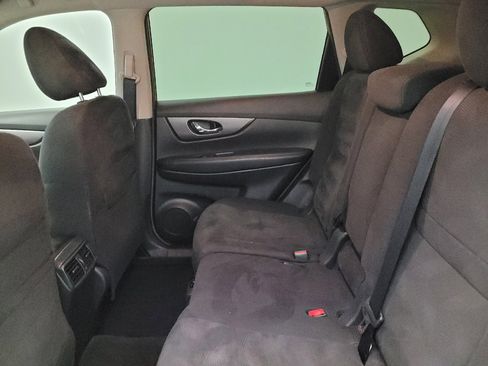 Used 2015 Nissan Rogue SV image 18