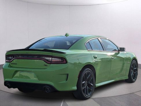 Used 2023 Dodge Charger R/T w/ Plus Group RWD image 7