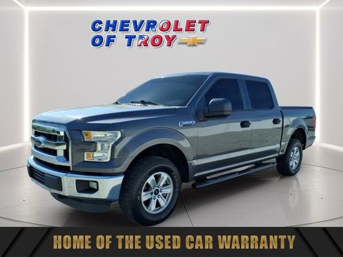 Used 2015 Ford F150 XLT w/ Trailer Tow Package AWD/4WD image 4