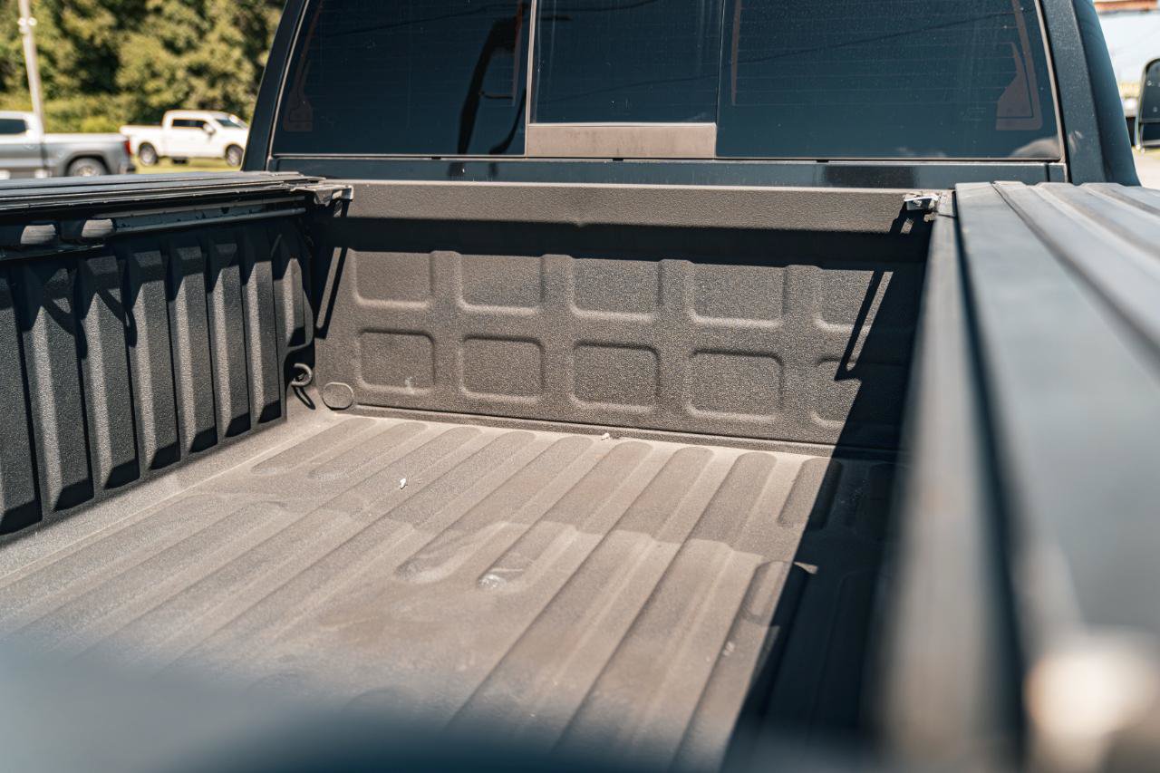 Used 2017 RAM 2500 Laramie w/ Sport Appearance Group AWD/4WD image 15