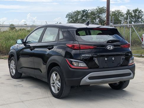 Used 2023 Hyundai Kona SE w/ Cargo Package image 5