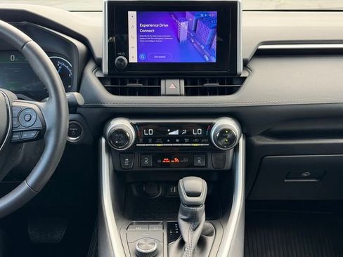 Certified 2025 Toyota RAV4 XLE w/ Convenience Package AWD/4WD image 21