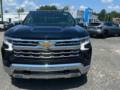 New 2026 Chevrolet Silverado 1500 LTZ w/ LTZ Premium Package
