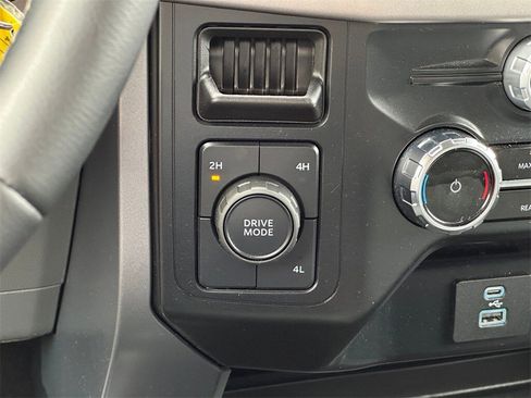 Used 2024 Ford F150 XLT image 18