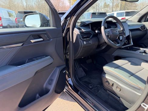 Certified 2024 GMC Acadia AT4 w/ Luxury Package image 22