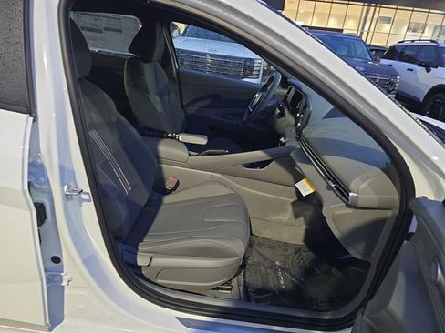 New 2026 Hyundai Elantra Sport image 23