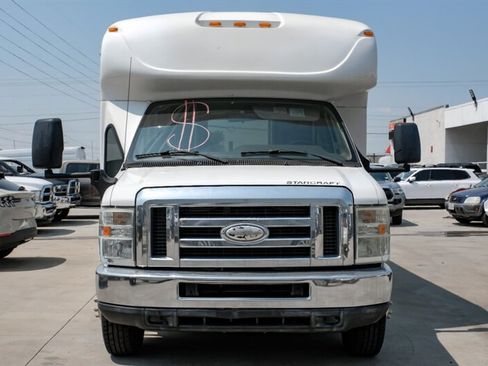 Used 2014 Ford E-350 and Econoline 350 Super Duty image 5