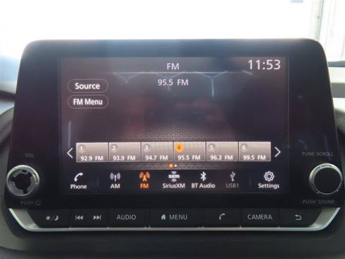 Used 2024 Nissan Rogue SV w/ SV Premium Package FWD image 24