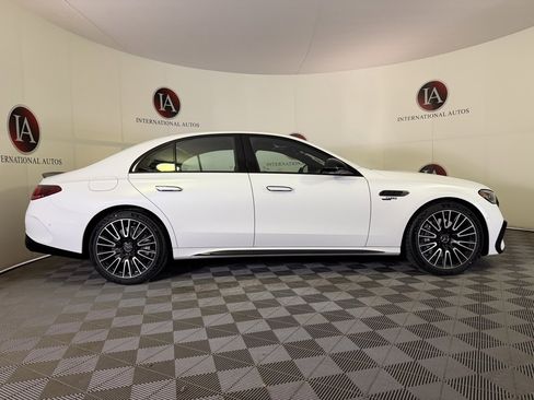 New 2026 Mercedes-Benz E 53 AMG e 4MATIC Sedan image 9