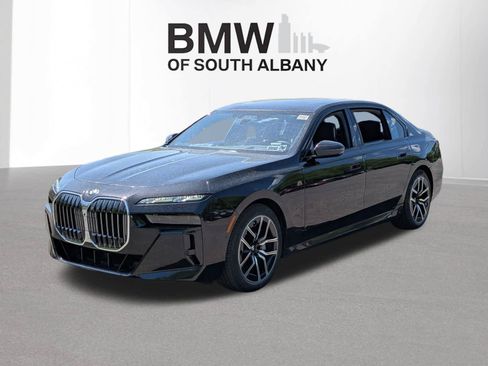 Certified 2024 BMW 760i xDrive w/ Executive Package AWD/4WD image 1