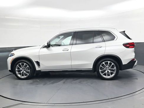 Used 2026 BMW X5 xDrive40i image 9