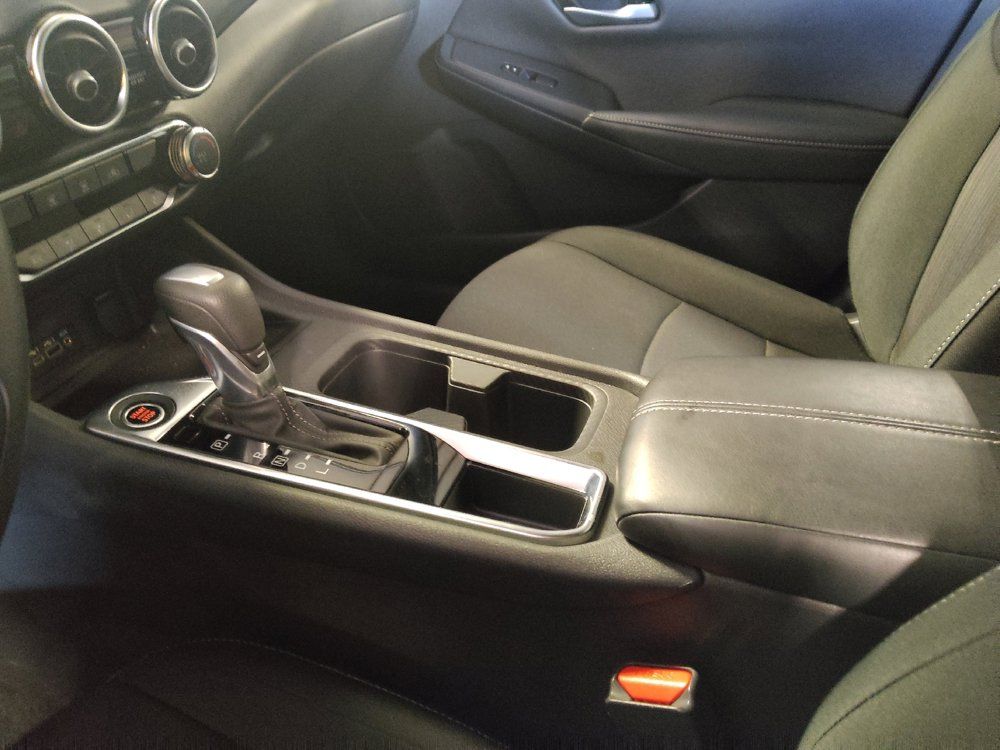 Used 2025 Nissan Sentra SV FWD image 26