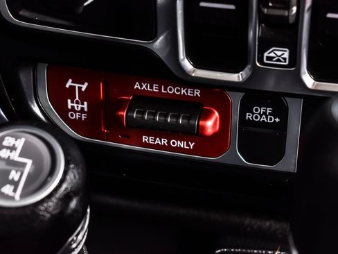 Used 2024 Jeep Wrangler Unlimited Sport AWD/4WD image 28