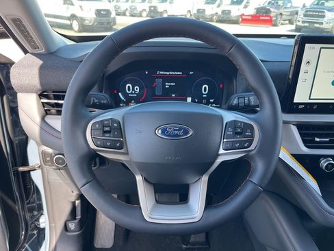 New 2026 Ford Explorer Active w/ Active Comfort Package image 14