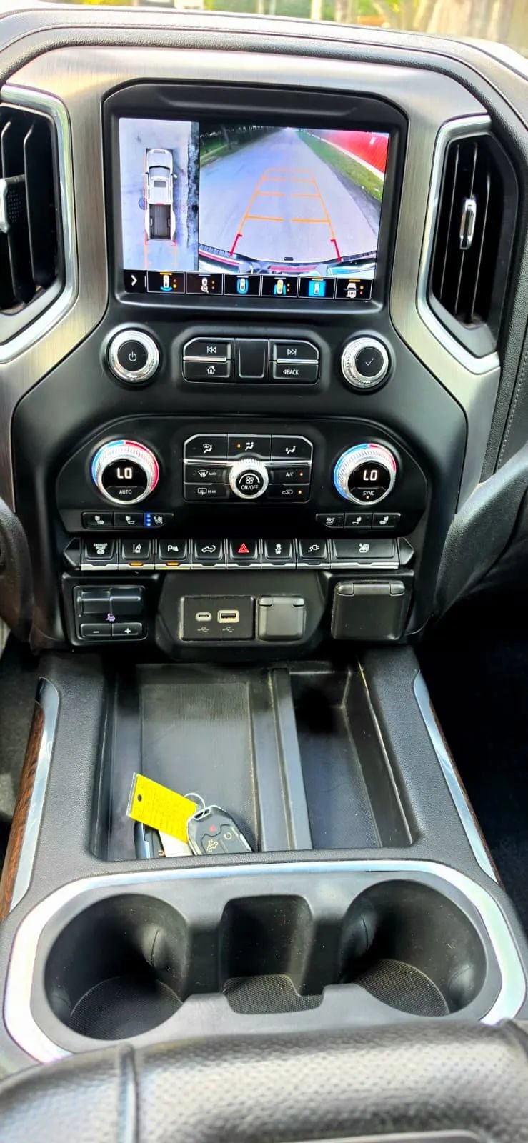 Used 2020 GMC Sierra 3500 Denali w/ Denali Ultimate Package AWD/4WD image 7