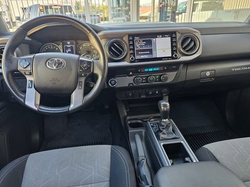 Used 2022 Toyota Tacoma TRD Sport w/ TRD Premium Sport Package RWD image 14