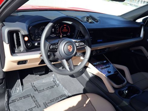 New 2026 Porsche Cayenne Coupe AWD/4WD image 4