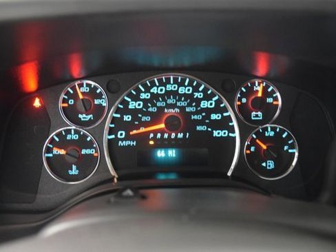 New 2025 Chevrolet Express 3500 w/ Power Convenience Package image 29