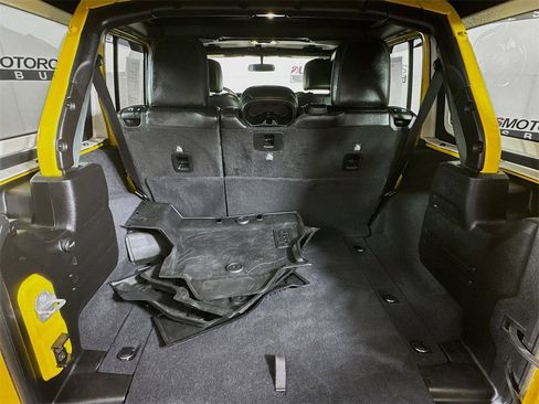 Used 2019 Jeep Wrangler Unlimited Sahara w/ Cold Weather Group image 24