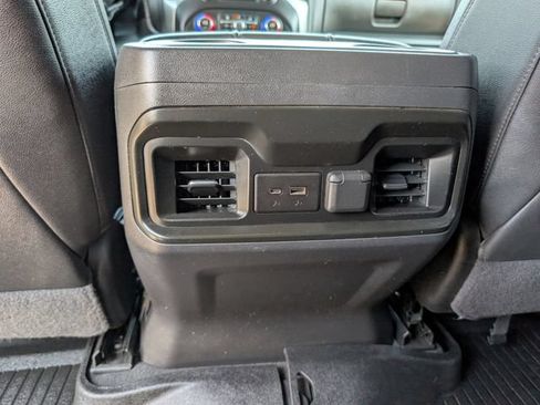 Used 2021 Chevrolet Silverado 1500 LT Trail Boss w/ Convenience Package II AWD/4WD image 18