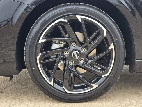 New 2026 Nissan Sentra SR image 11