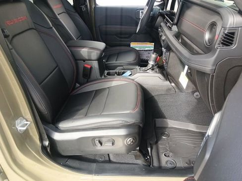 New 2026 Jeep Wrangler Unlimited Rubicon image 32