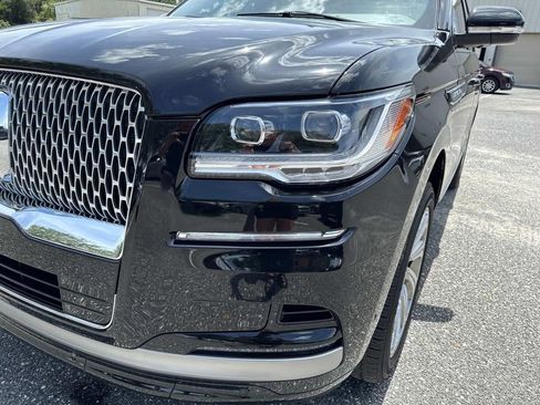 Certified 2024 Lincoln Navigator Reserve image 9