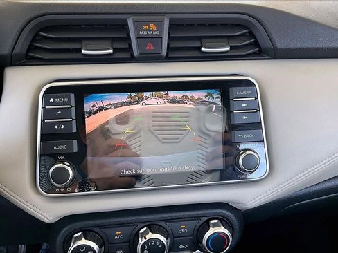 Used 2020 Nissan Versa SV image 13