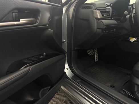 Used 2026 Toyota Camry XSE FWD image 14