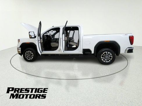 Used 2023 GMC Sierra 3500 SLE w/ SLE Convenience Package AWD/4WD image 11