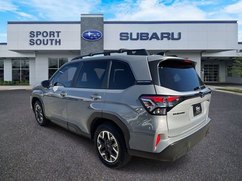 Used 2025 Subaru Forester Premium w/ Convenience Package #1 image 5