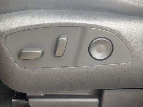 Used 2024 GMC Acadia Denali w/ Super Cruise Package image 17