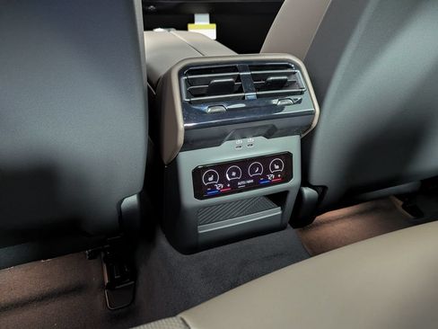 New 2027 BMW 530i xDrive AWD/4WD image 33
