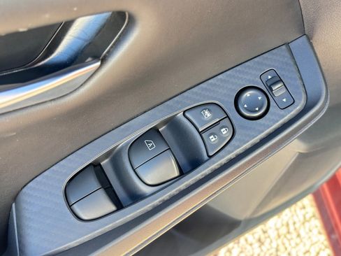 Used 2025 Nissan Sentra SV image 23