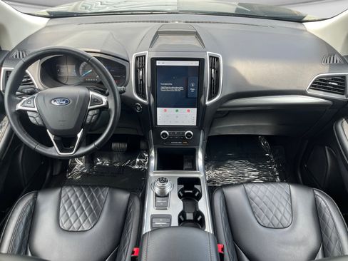 Used 2024 Ford Edge Titanium AWD/4WD image 10