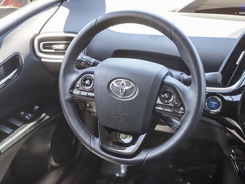 Certified 2022 Toyota Prius Prime Limited FWD image 14
