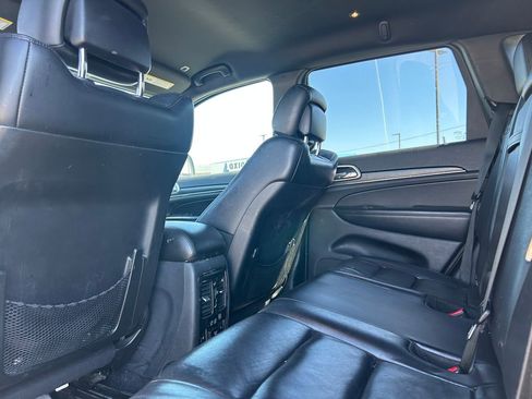 Used 2018 Jeep Grand Cherokee Limited AWD/4WD image 31