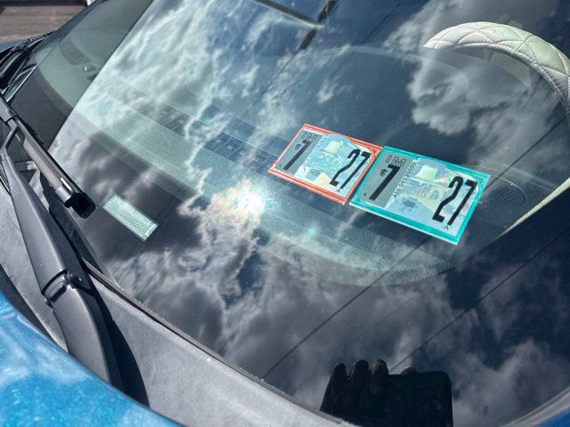 Used 2020 Ford Escape SE FWD image 2