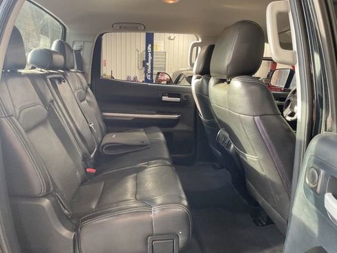 Used 2016 Toyota Tundra SR5 w/ SR5 Upgrade Package RWD image 11