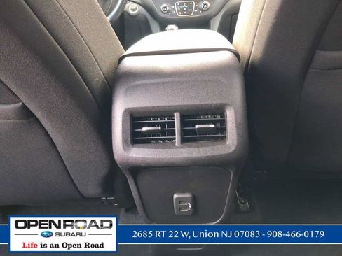 Used 2019 Chevrolet Equinox LT AWD/4WD image 12