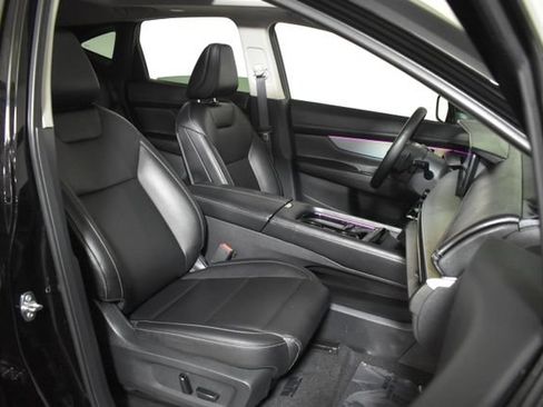 Certified 2025 Nissan Murano SL AWD/4WD image 37