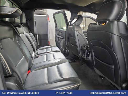 Used 2021 RAM 1500 Laramie image 11