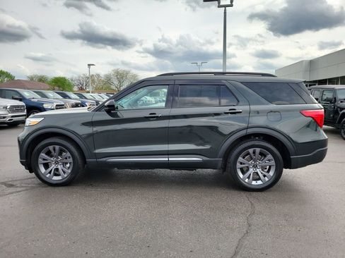 Certified 2023 Ford Explorer XLT w/ Equipment Group 202A image 7