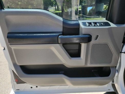 Used 2020 Ford F250 XL w/ Power Equipment Group RWD image 14