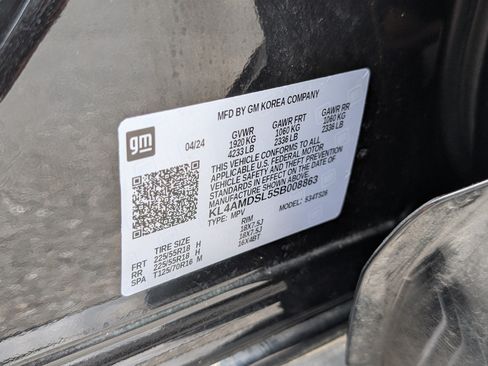 Used 2025 Buick Encore GX Sport Touring w/ Advanced Technology Package FWD image 35
